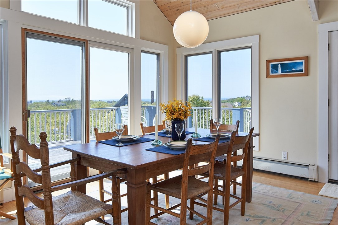 1312 Cooneymus Road Block Island, RI 02807 - Photo 10 of 24 Dining room