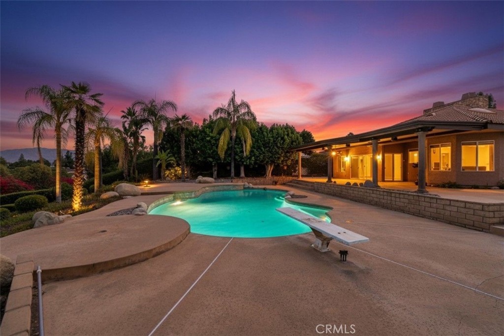 1249 Coronet Drive Riverside, CA 92506 - Photo 41 of 57