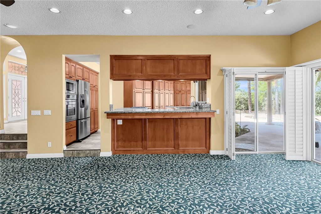 1249 Coronet Drive Riverside, CA 92506 - Photo 8 of 57