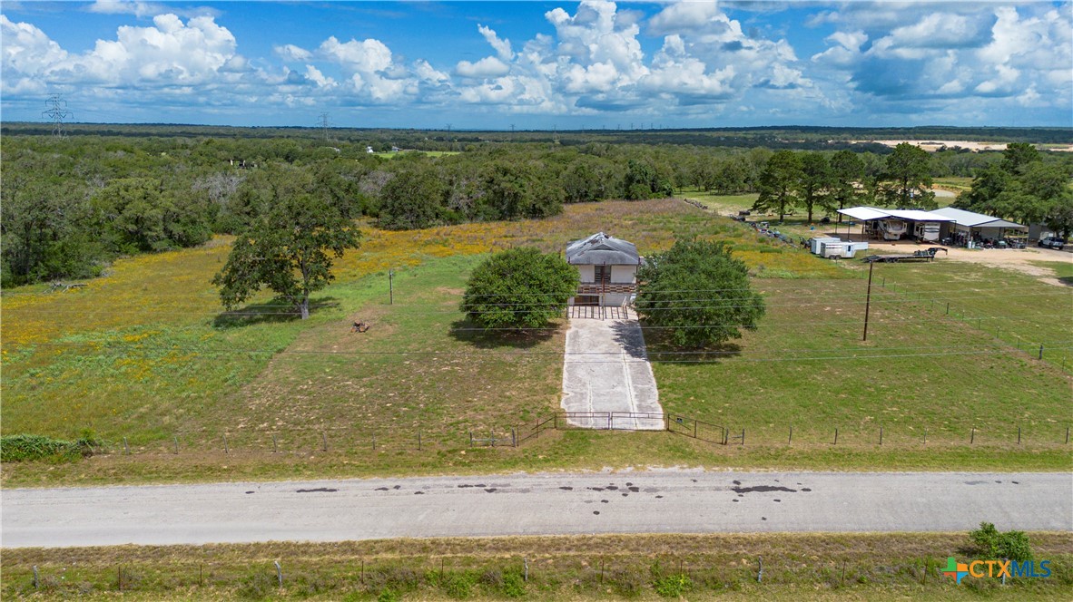 84 Longhorn Road Stockdale, TX 78160 - Photo 6 of 31