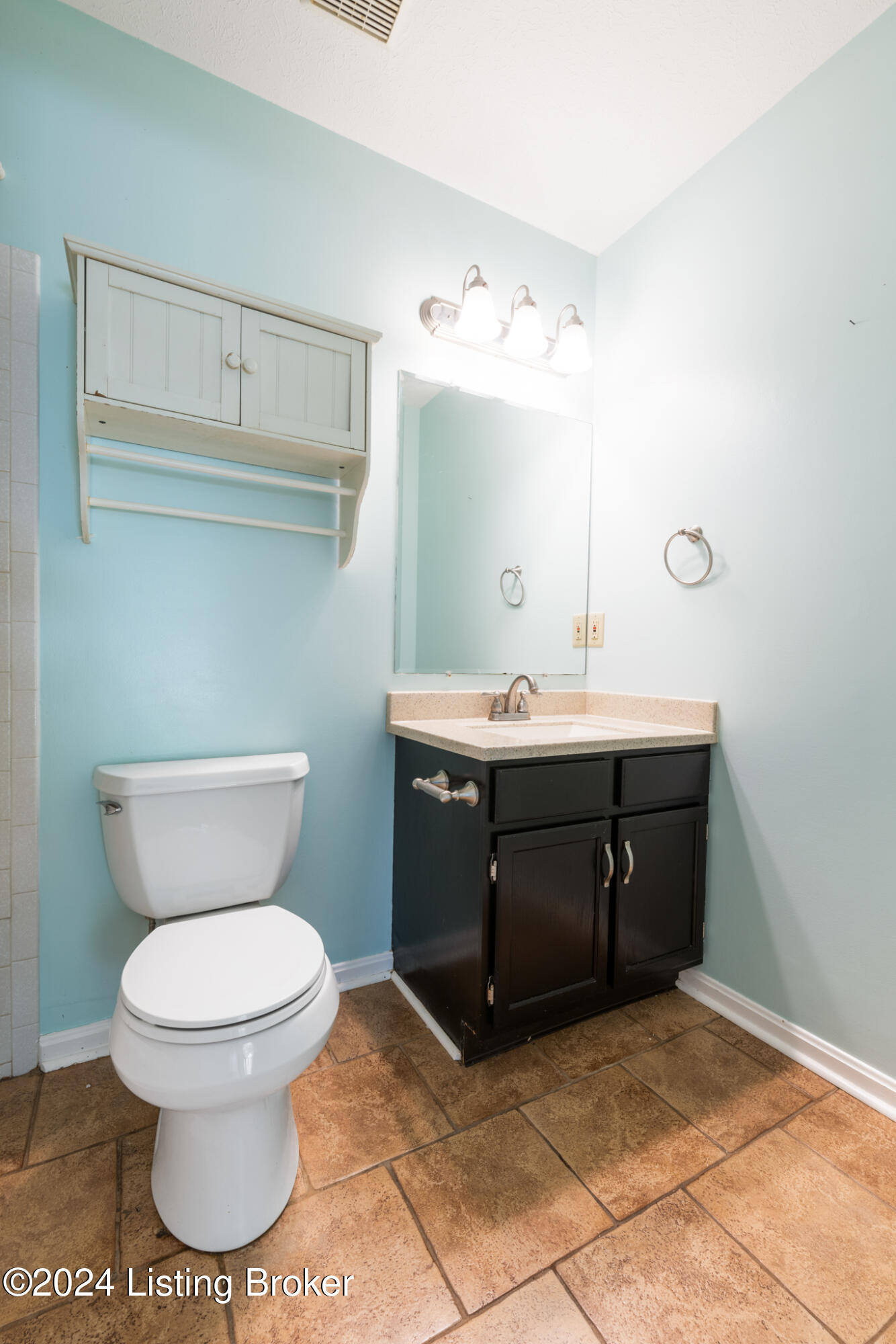 6000 Hurstview Road Louisville, KY 40291 - Photo 41 of 58 6000 Hurstview_8453