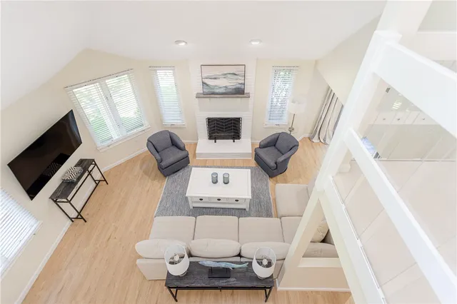 $5,100 | 112 Harrison Avenue, Unit B, Newport, RI 02840