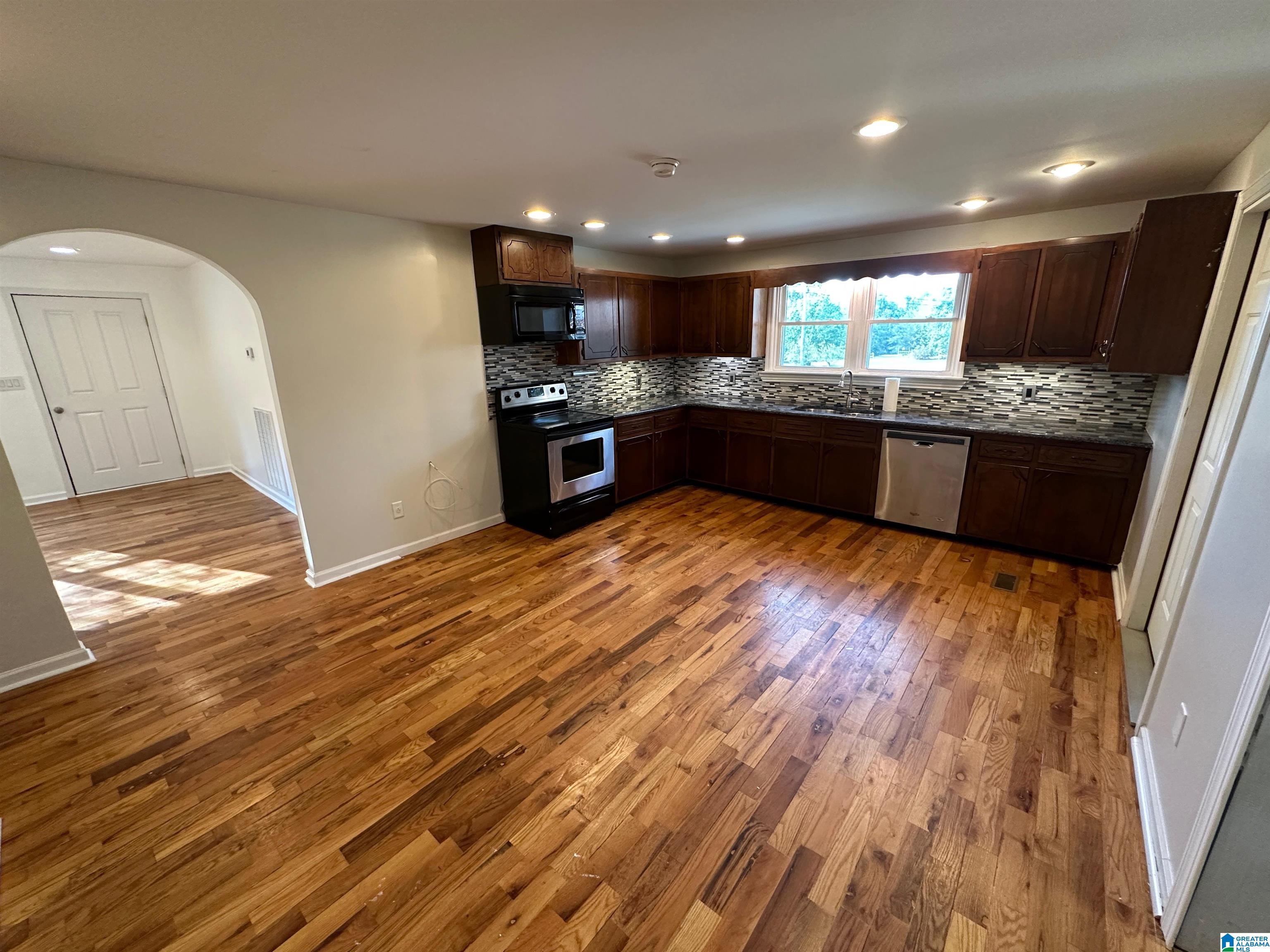 493 Pine Mountain Road Remlap, AL 35133 - Photo 8 of 42