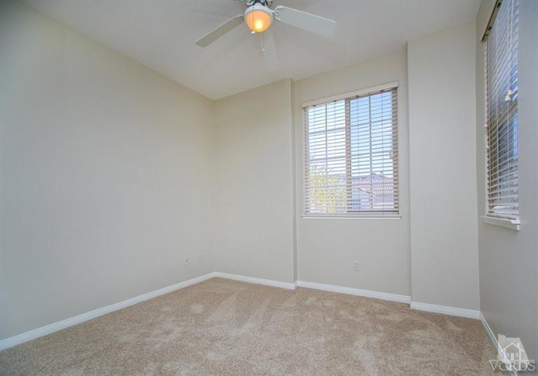 14303 Peach Hill Road Moorpark, CA 93021 - Photo 29 of 41 an empty room with a window