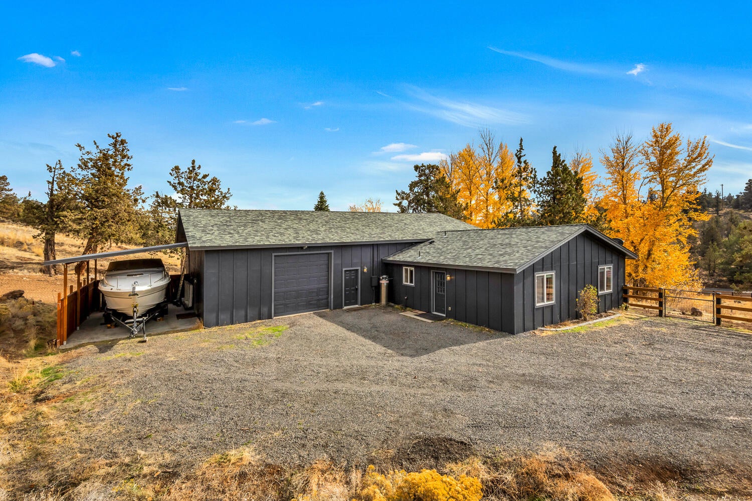19250 Dayton Road Bend, OR 97703 - Photo 4 of 49 OReilly_20211103_4_142062_72ppi