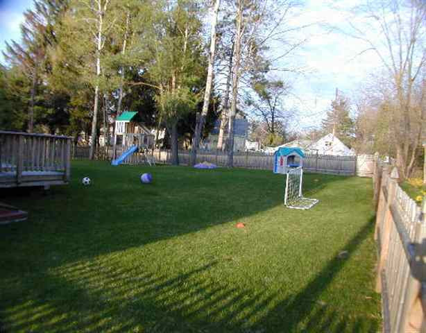 31 Maywood Road Bethlehem, NY 12054 - Photo 5 of 9 Photo 5