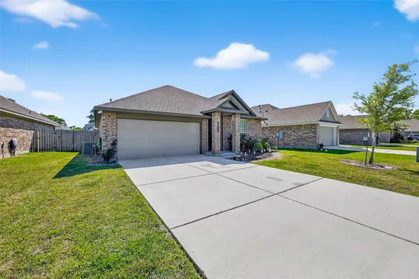 $1,995 | 14371 North Summerchase Circle, Willis, TX 77318