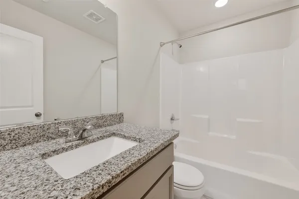 $1,995 | 14371 North Summerchase Circle, Willis, TX 77318