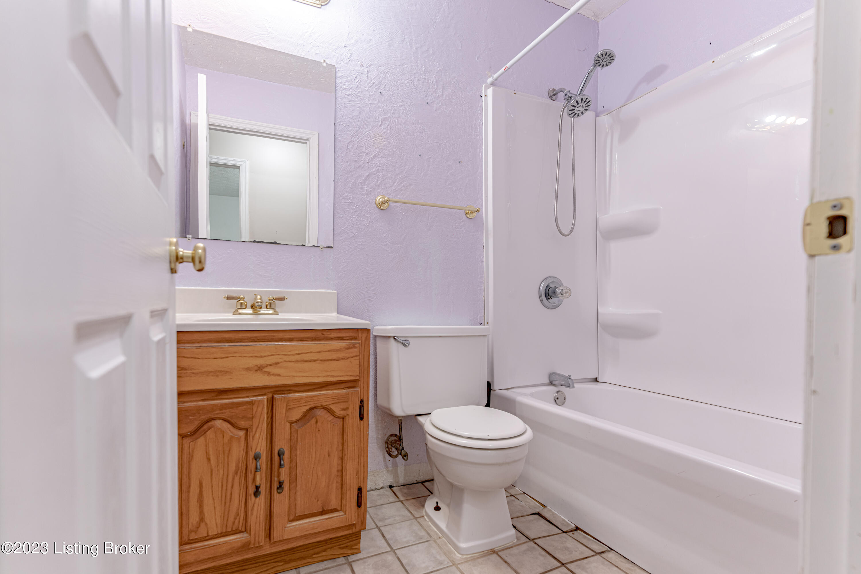 6701 El Rancho Road Louisville, KY 40291 - Photo 18 of 43 DSC05615