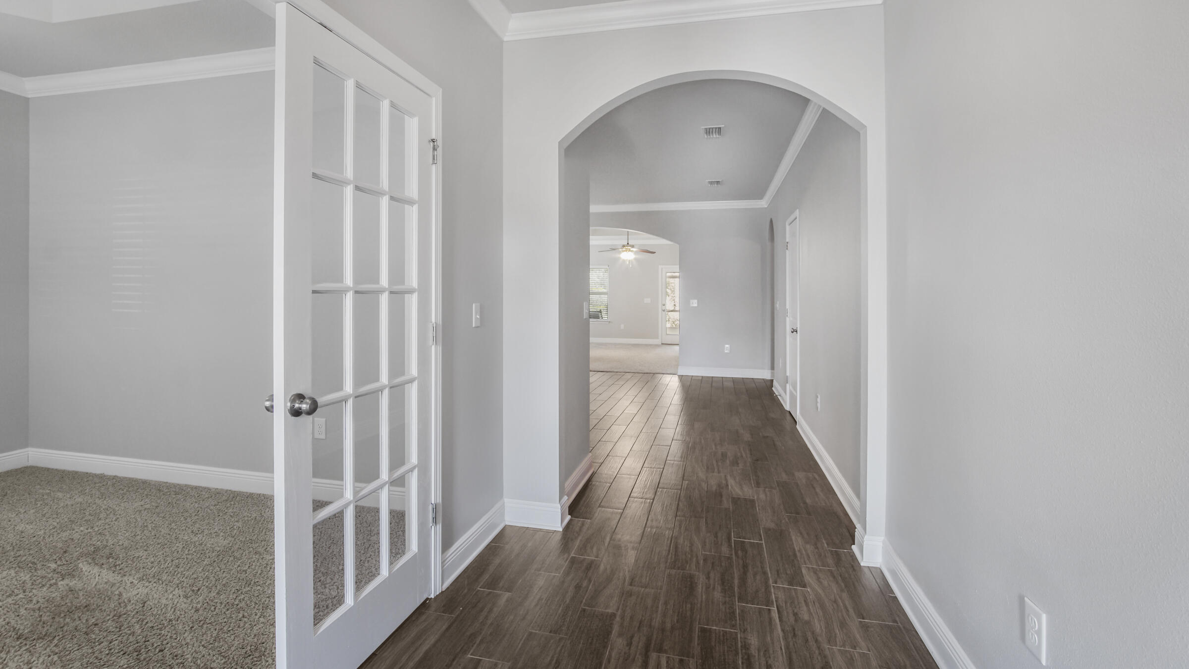 303 Whitman Way Freeport, FL 32439 - Photo 3 of 51 DSC07862