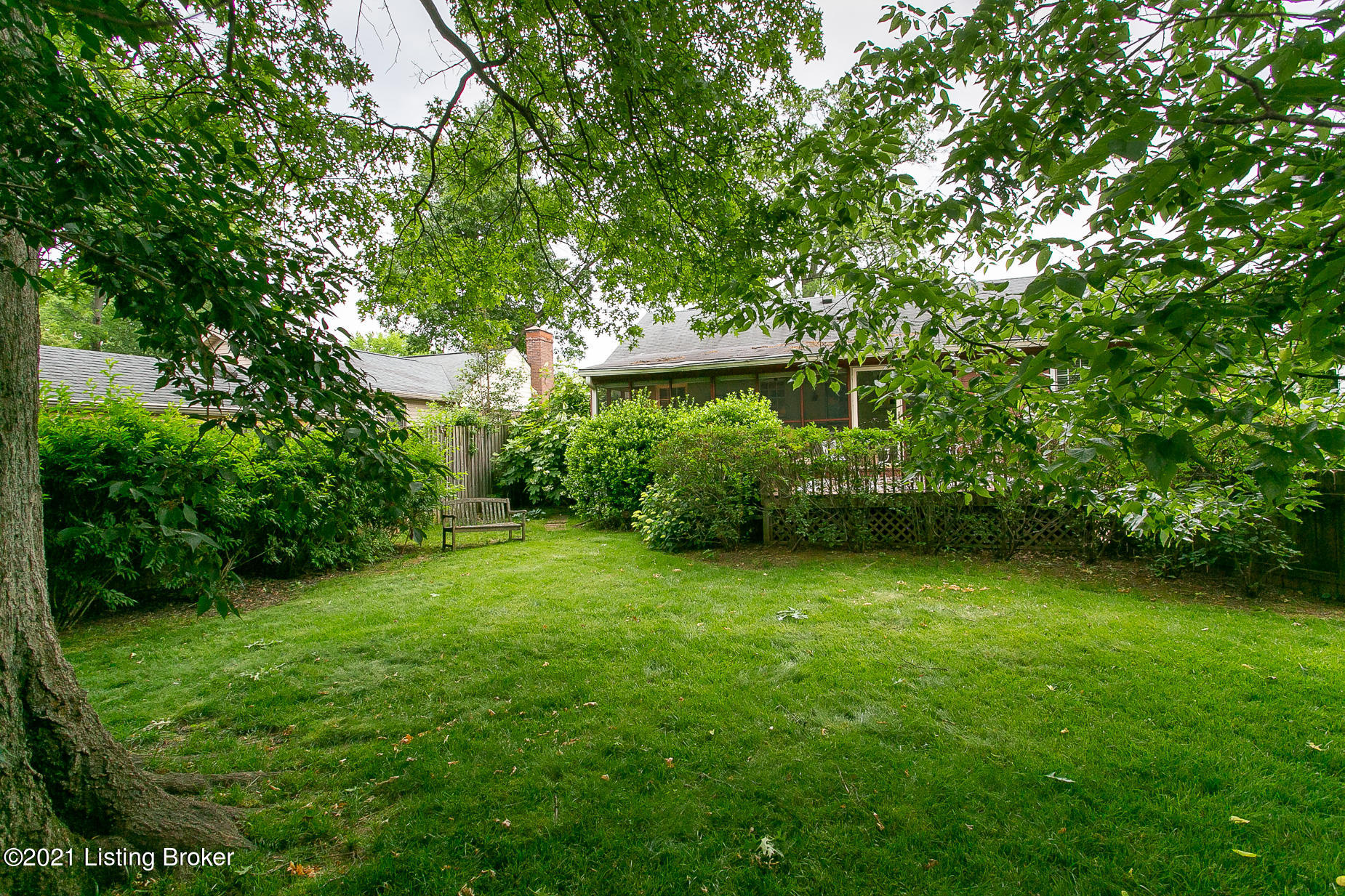 210 Fairmeade Road Louisville, KY 40207 - Photo 44 of 44 210 Fairmeade Rd-45