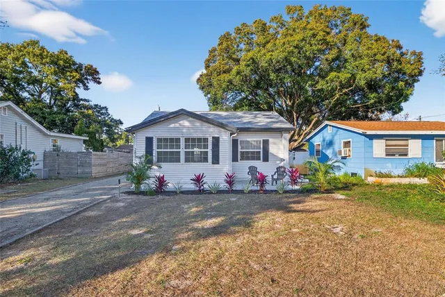 $319,900 | 2831 25th Avenue North, St. Petersburg, FL 33713