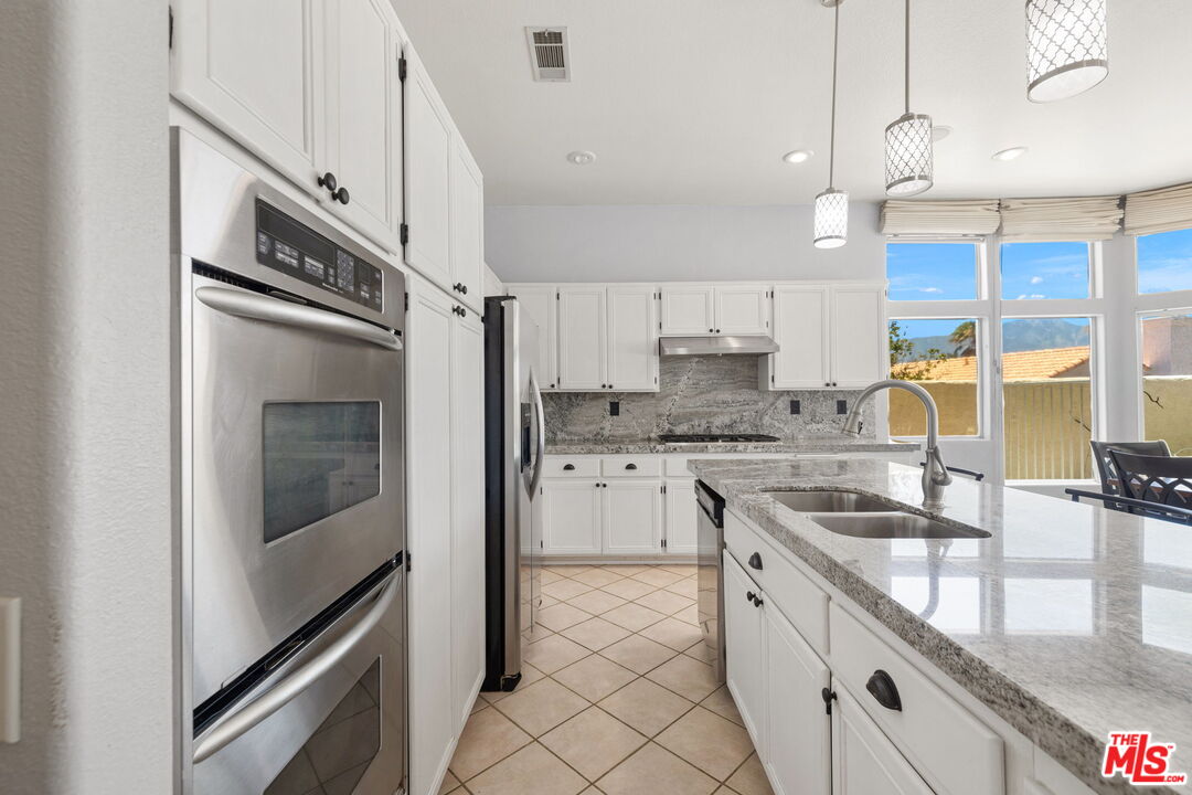 9891 El Rio Lane Desert Hot Springs, CA 92240 - Photo 11 of 41