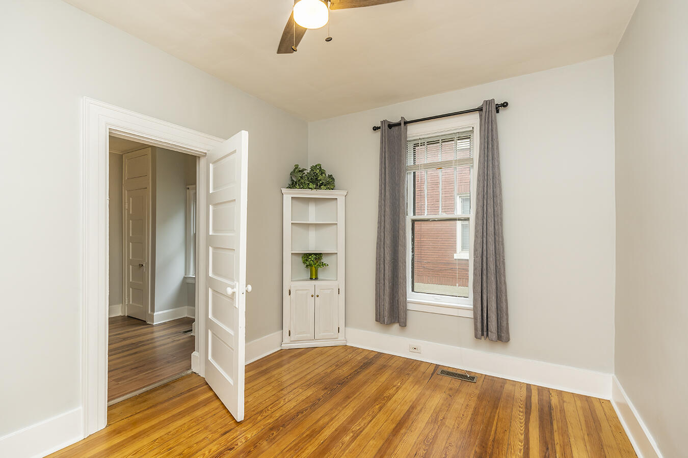 338 Desha Road Lexington, KY 40502 - Photo 15 of 43 338desha15 copy