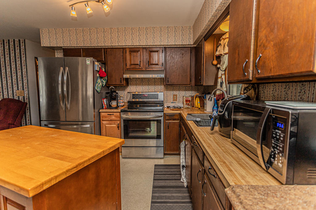 5 Allen Street Jay, ME 04239 - Photo 3 of 27 photo (6 of 28)