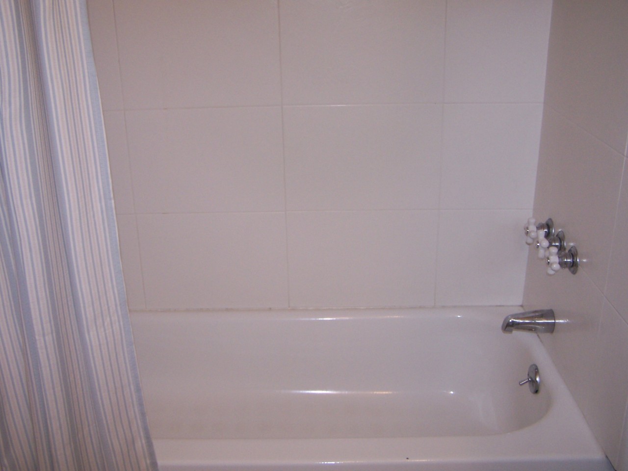3614 Ricardo Avenue Redding, CA 96002 - Photo 18 of 24 Bath 3