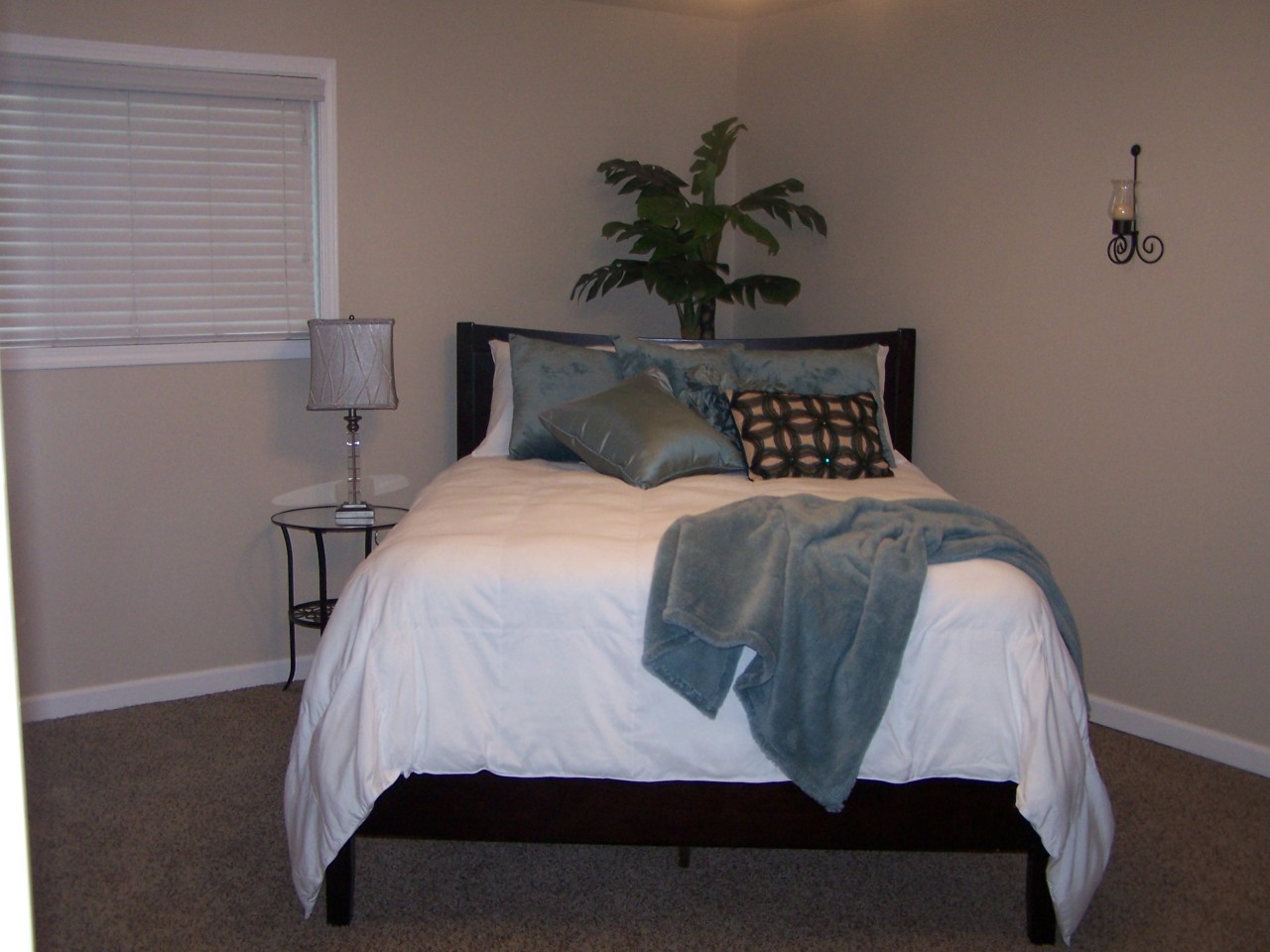 3614 Ricardo Avenue Redding, CA 96002 - Photo 10 of 24 Master Bedroom