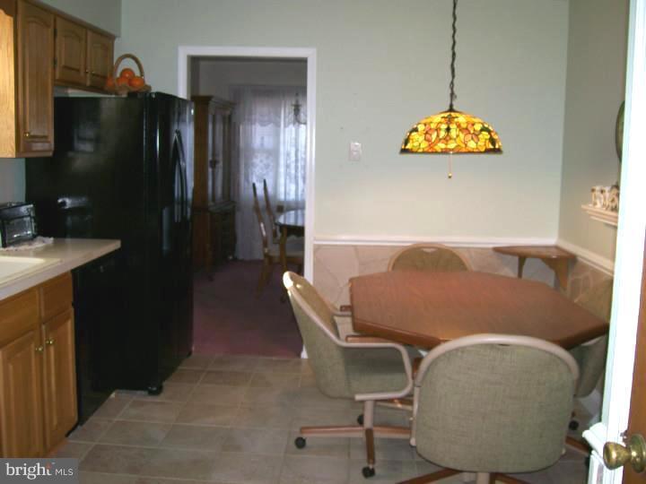 743 Deerfield Road Warminster, PA 18974 - Photo 4 of 23 Kitchen