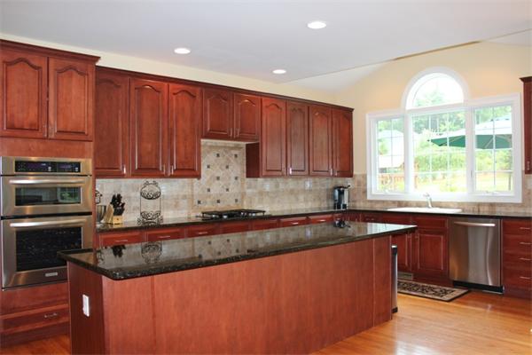 31 Overlook Road Hopkinton, MA 01748 - Photo 3 of 30 Gallery Image 3