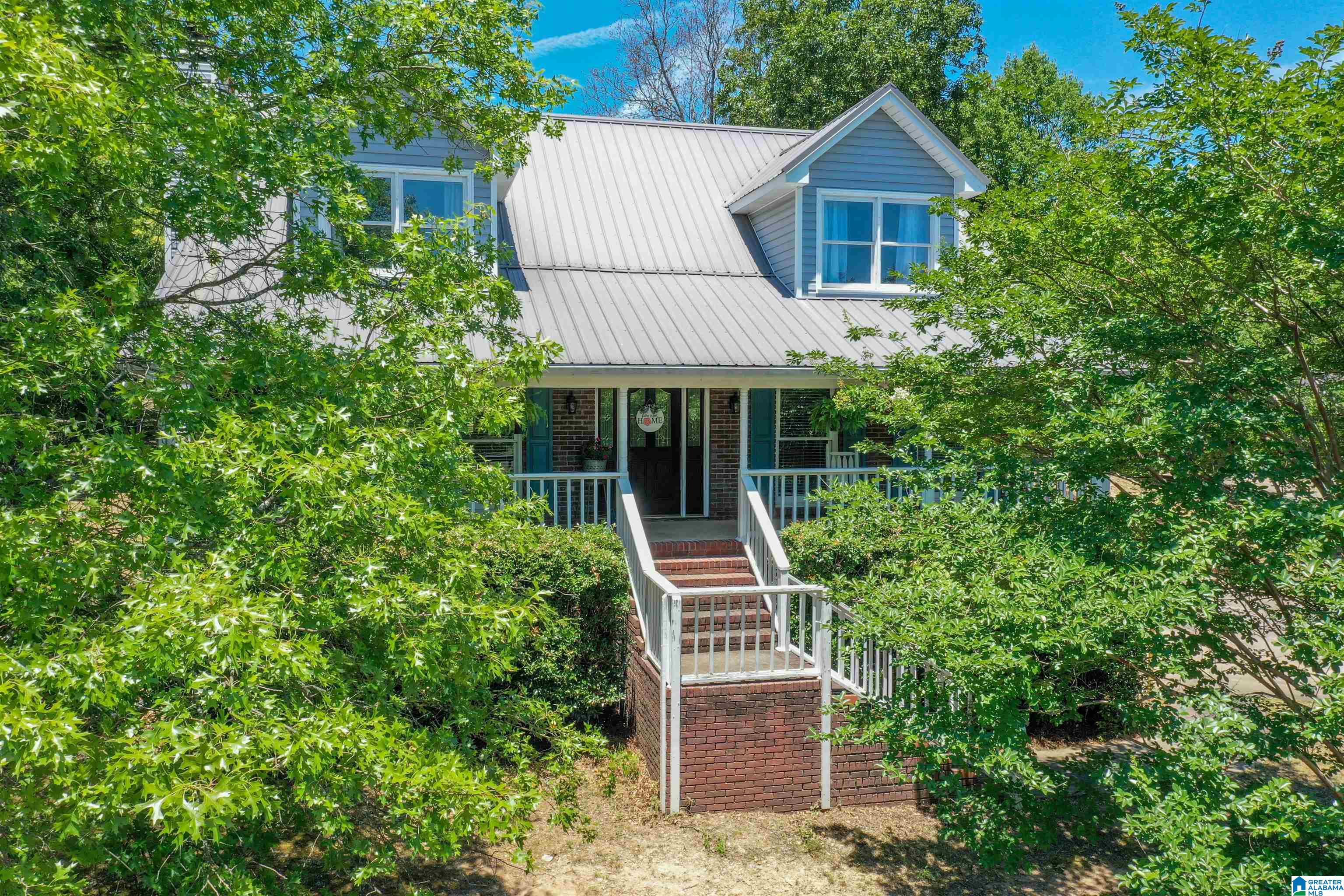840 Round Hill Road Pelham, AL 35124 - Photo 2 of 78