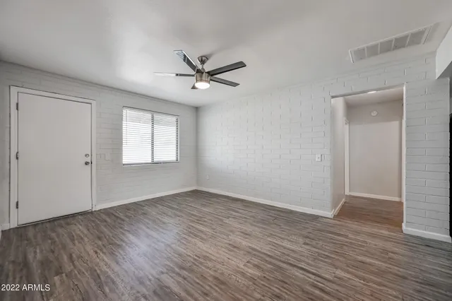 $1,395 | 1744 West Glendale Avenue, Unit 10, Phoenix, AZ 85021