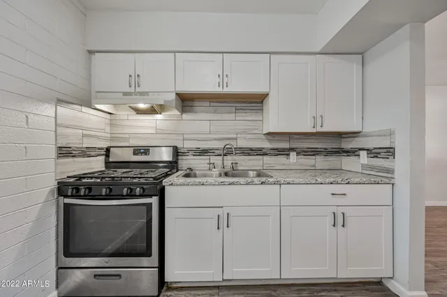 $1,395 | 1744 West Glendale Avenue, Unit 10, Phoenix, AZ 85021