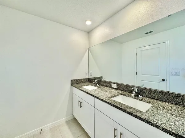 $1,900 | 6093 Acara Lane, Land O' Lakes, FL 34638