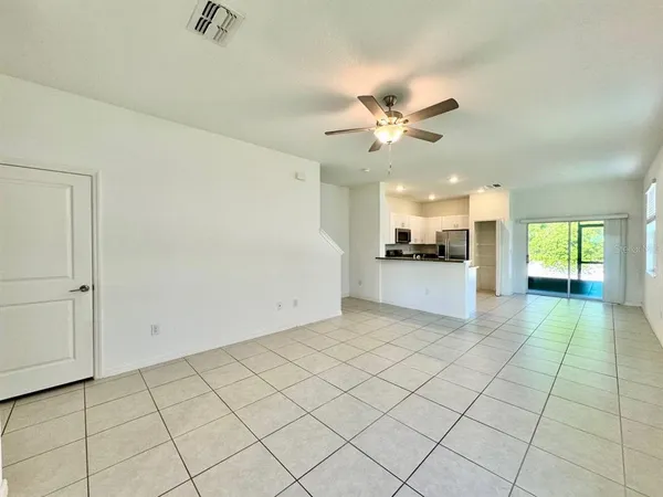 $1,900 | 6093 Acara Lane, Land O' Lakes, FL 34638