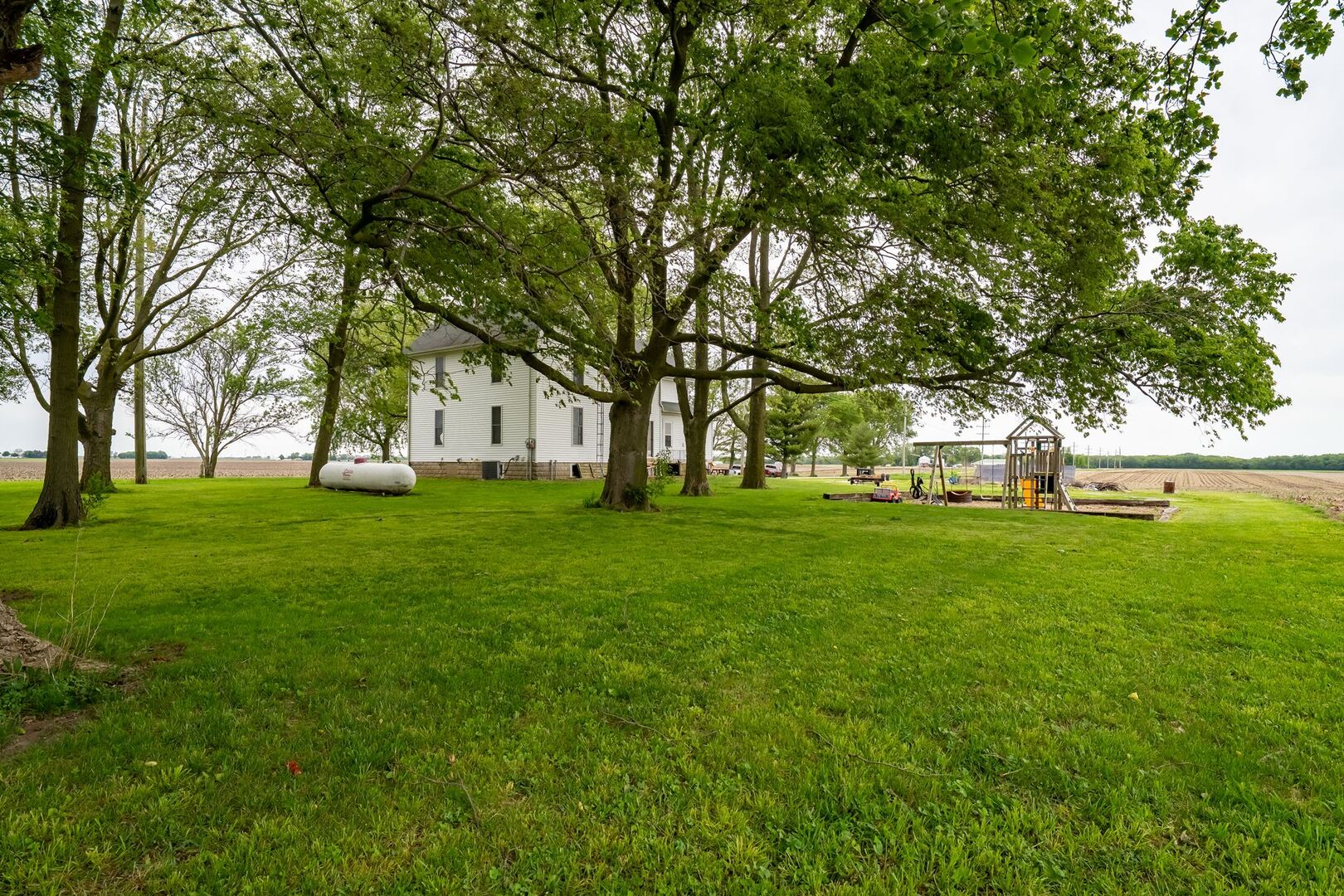 12610 North 1900 E Road Fairbury, IL 61739 - Photo 3 of 36