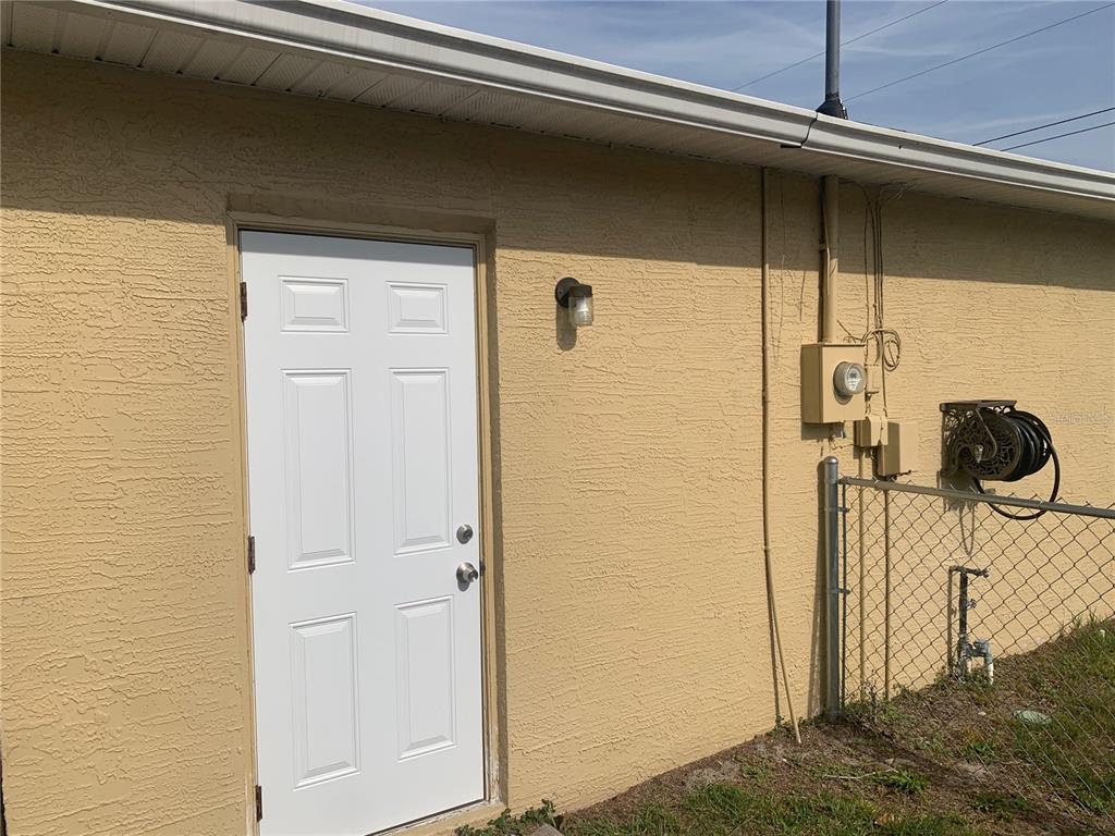 10440 Gatling Street Spring Hill, FL 34608 - Photo 7 of 28