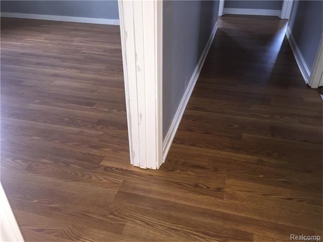 3207 South Vassar Road Davison, MI 48423 - Photo 32 of 42 32.jpg