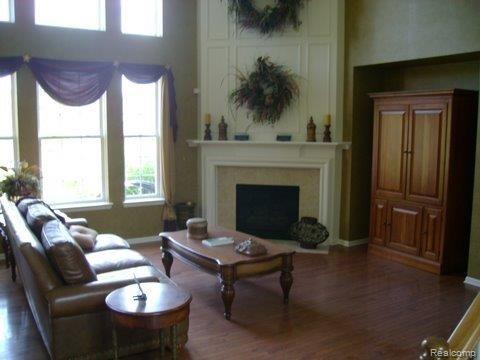 2532 Barkhill Road Canton, MI 48188 - Photo 6 of 12 06 Taylor Family Room.JPG
