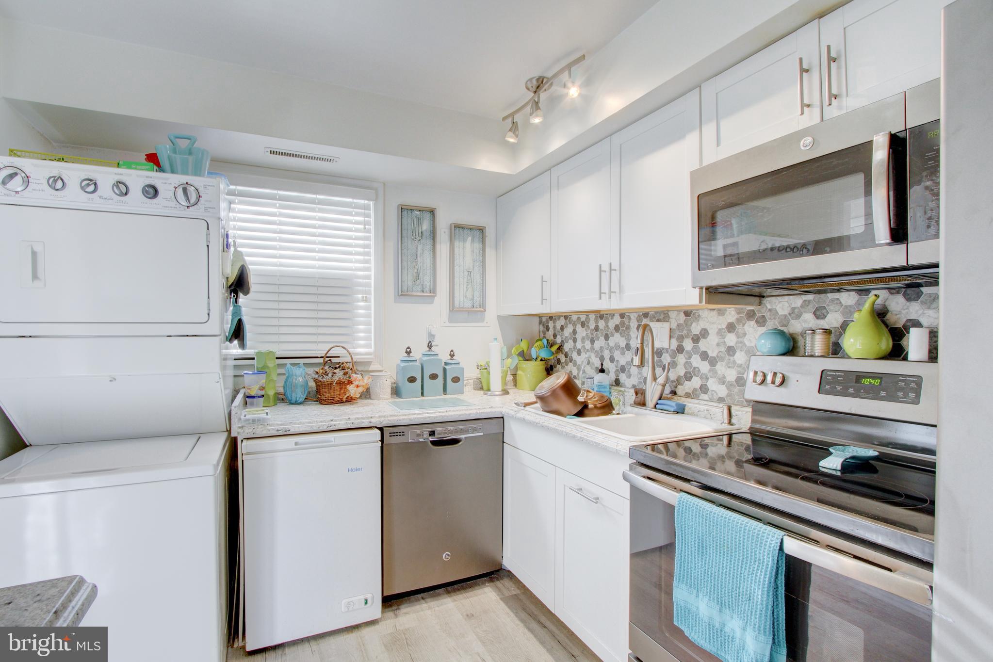 1726 Devers Road York, PA 17404 - Photo 8 of 25