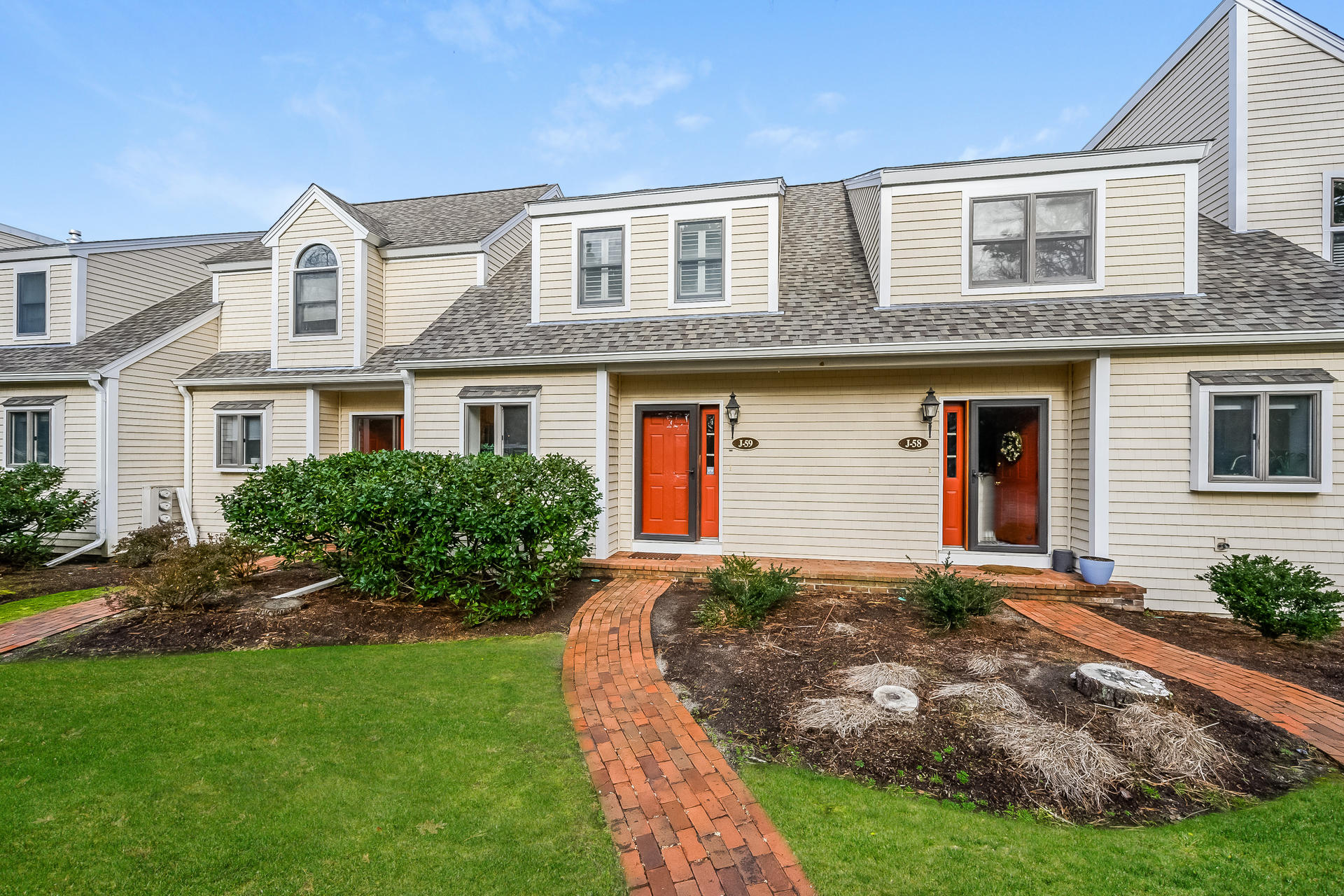 59 Shellback Way Mashpee, MA 02649 - Photo 1 of 38 000-photo-no-caption-8833128