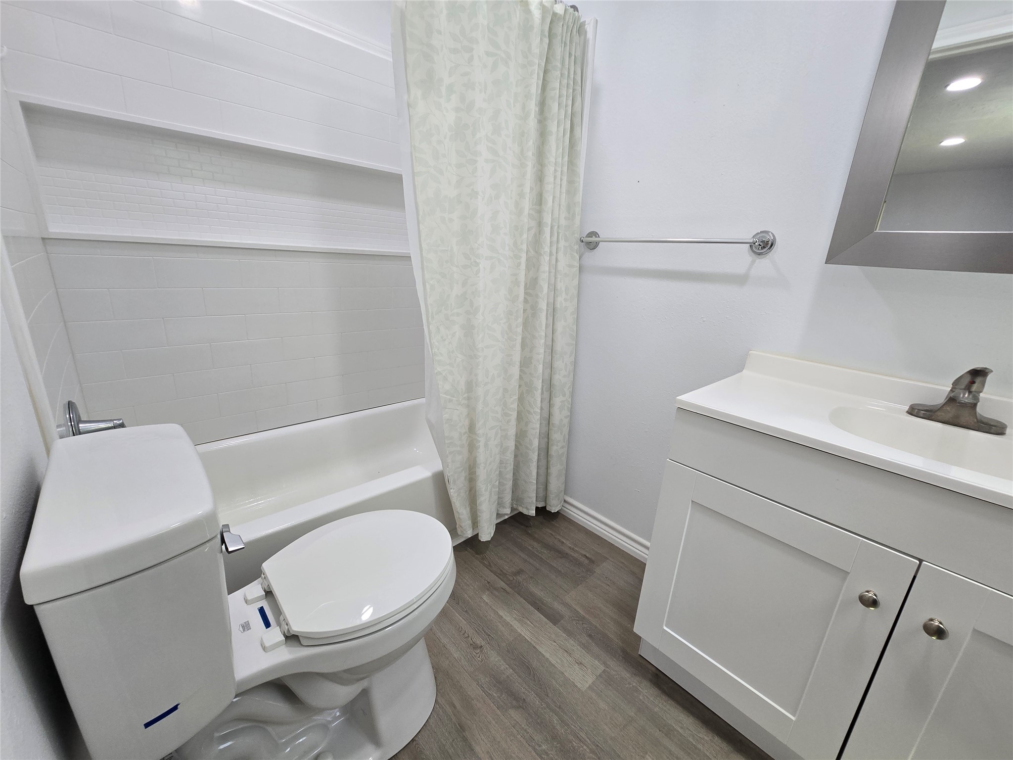110 Hidden Circle Coldspring, TX 77331 - Photo 13 of 24 Primary Bathroom