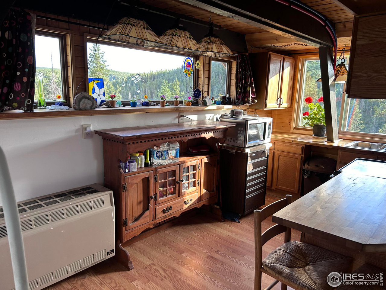 95 La Chula Road Black Hawk, CO 80422 - Photo 11 of 37 Kitchen