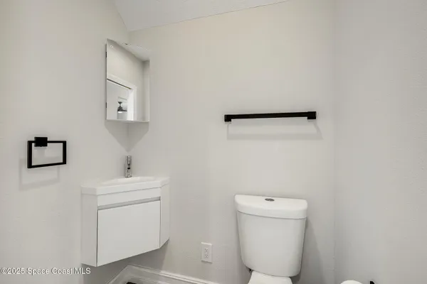 $849,900 | 1364 Palmer Court, Cocoa Beach, FL 32931