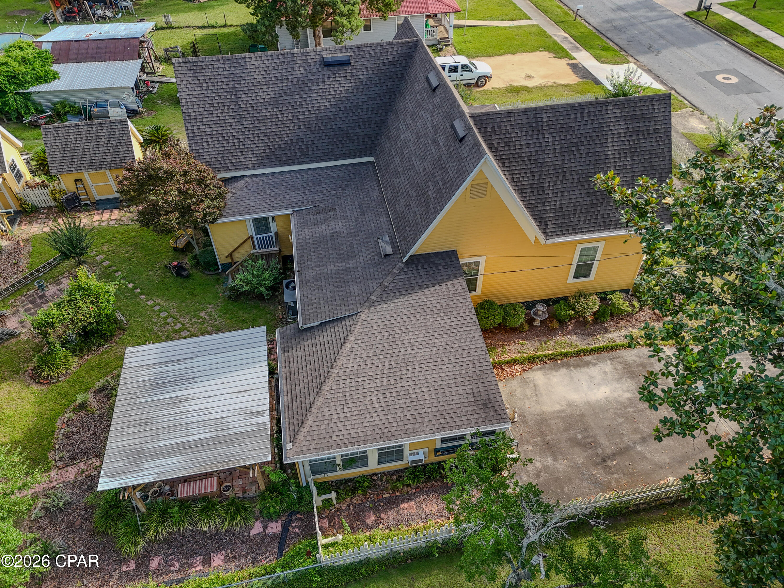 768 3rd Street Chipley, FL 32428 - Photo 5 of 61