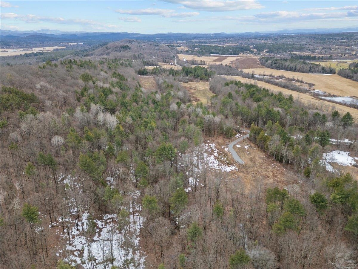 337 Chapin Road Essex Junction, VT 05452 - Photo 17 of 28