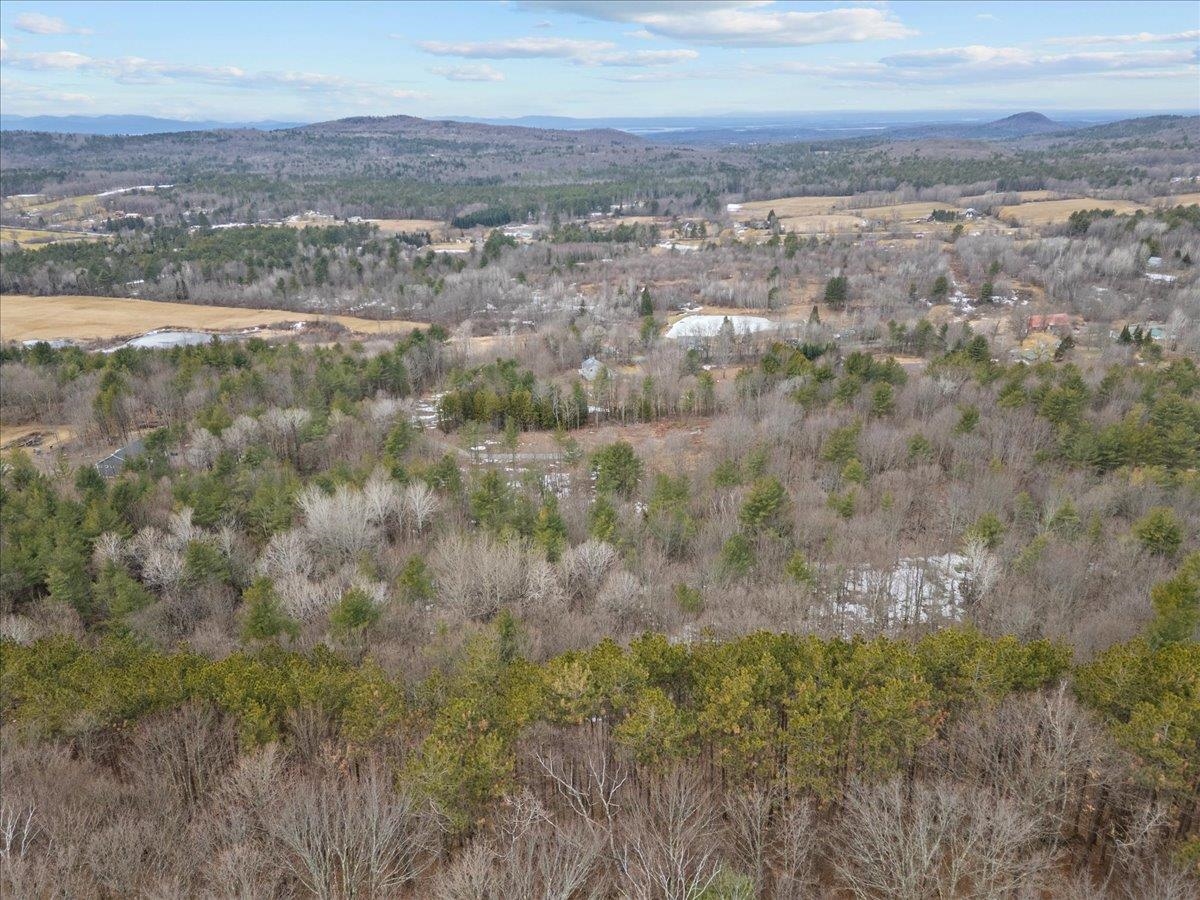 337 Chapin Road Essex Junction, VT 05452 - Photo 19 of 28