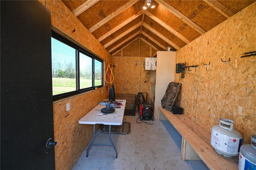 105 Southeast 40th Road Lamar, MO 64759 - Photo 28 of 62