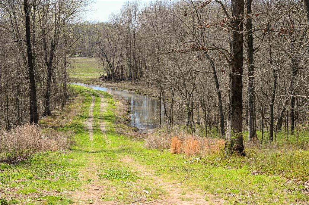 105 Southeast 40th Road Lamar, MO 64759 - Photo 29 of 62