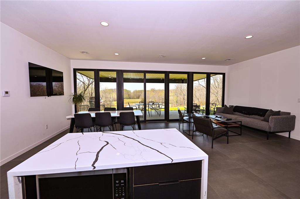 105 Southeast 40th Road Lamar, MO 64759 - Photo 10 of 62