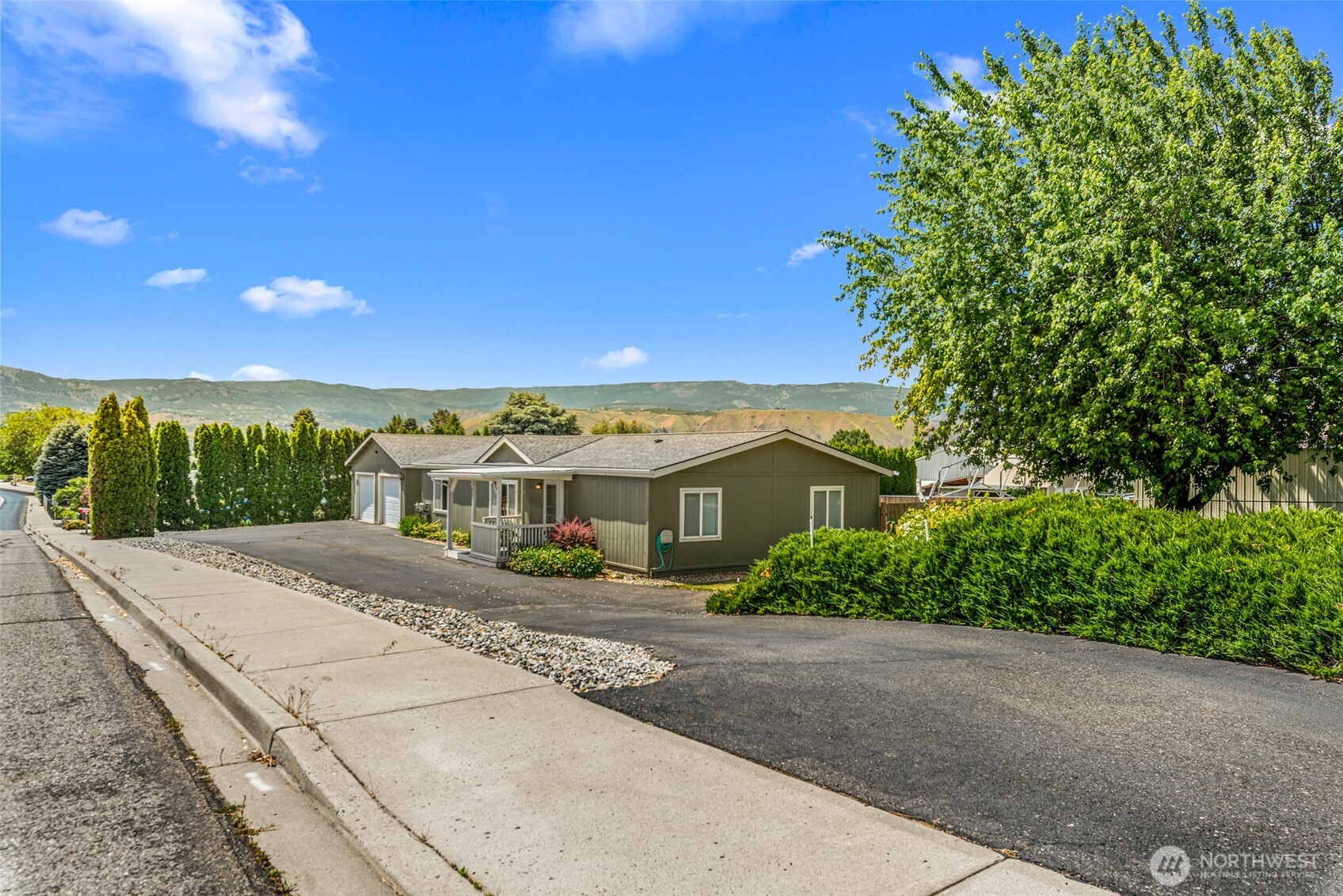 425 Nightengale Place East Wenatchee, WA 98802 - Photo 34 of 37