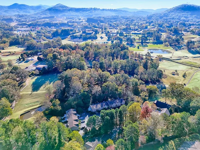 $329,999 | 103 Birdie Lane, Unit 5B, Blairsville, GA 30512