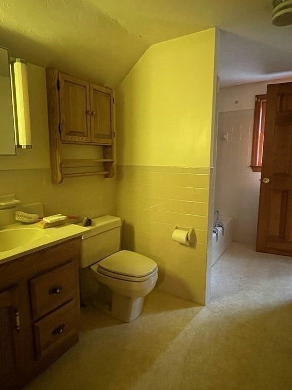 71 Hopkinton Road Upton, MA 01568 - Photo 30 of 42 Gallery Image 30
