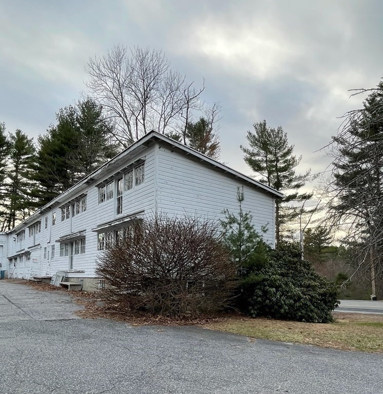 71 Hopkinton Road Upton, MA 01568 - Photo 34 of 42 Gallery Image 34
