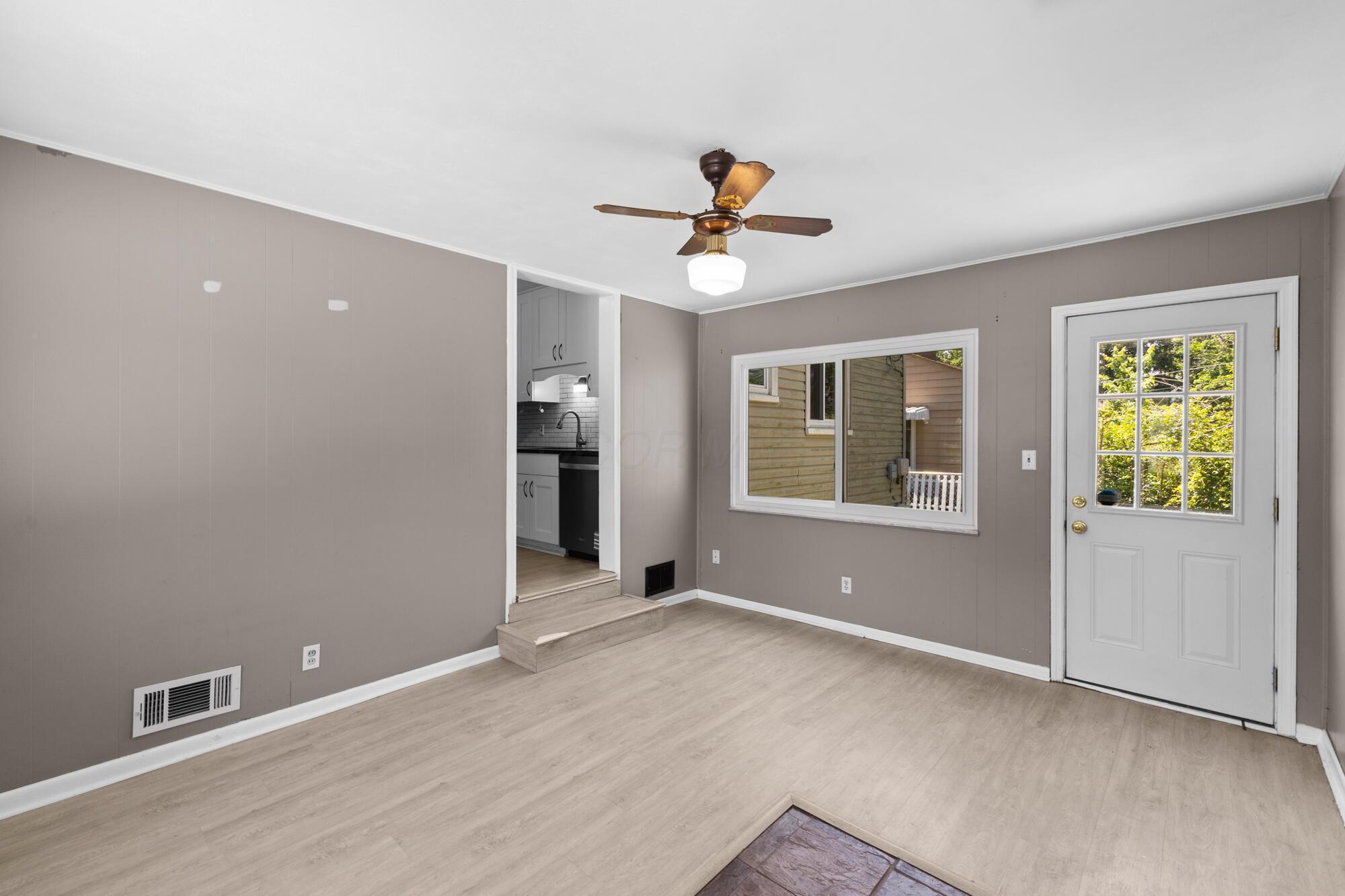2454 Cranford Road Columbus, OH 43221 - Photo 14 of 42