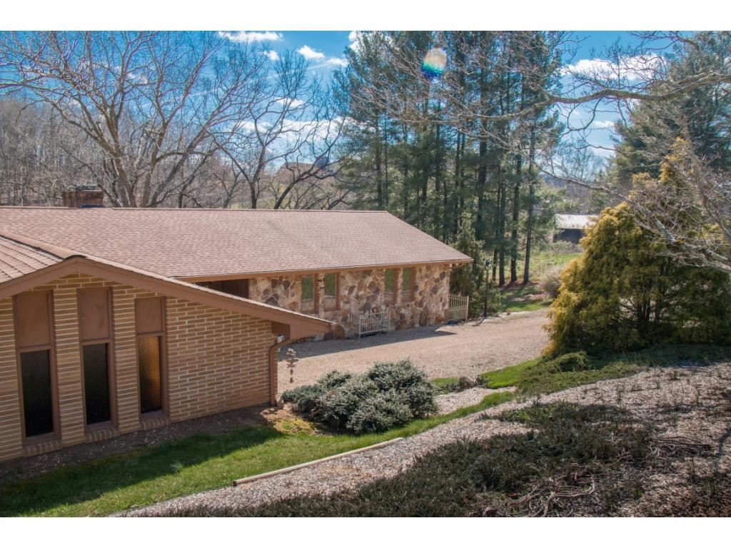 21651 Green Spring Road Abingdon, VA 24211 - Photo 5 of 36 Photo 5