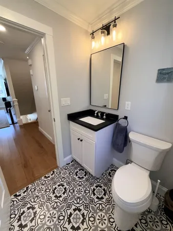 $4,950 | 293 Peverly Hill Road, Unit 2, Portsmouth, NH 03801